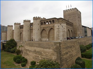 aljaferia arabisch amusementspaleis te Zaragoza
