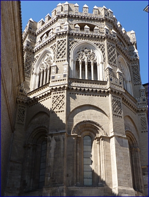 la seo de bisschopskerk van Zaragoza romaans mud&eacute;jar